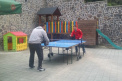 ping pong v priestoroch terasy